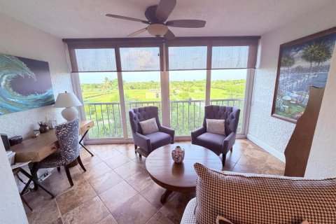 Condo in Deerfield Beach, Florida, 2 bedrooms № 2260218 - photo 4