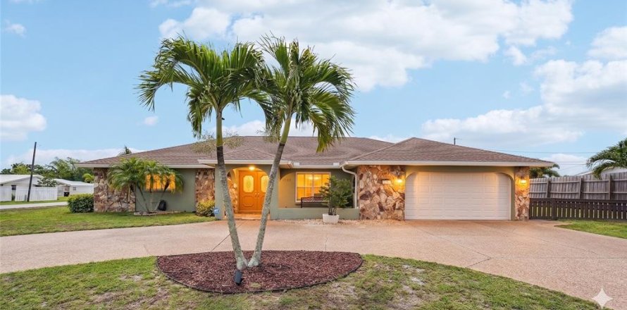 Villa ou maison à Venice, Floride 2 chambres, 209.77 m2 № 2092912