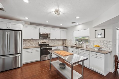 Villa ou maison à vendre à Venice, Floride: 2 chambres, 209.77 m2 № 2092912 - photo 11