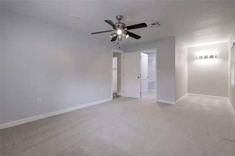 Villa ou maison à louer à Orlando, Floride: 2 chambres, 110.93 m2 № 2408923 - photo 7