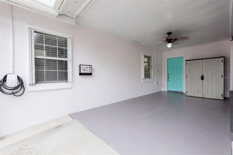 Villa ou maison à louer à Orlando, Floride: 2 chambres, 110.93 m2 № 2408923 - photo 18