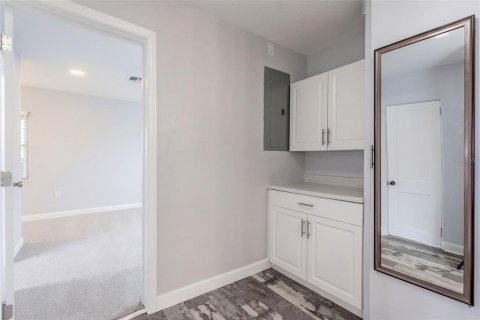 Villa ou maison à louer à Orlando, Floride: 2 chambres, 110.93 m2 № 2408923 - photo 11