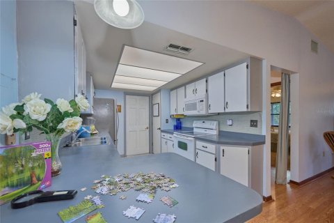 Купить виллу или дом в Индиан Лейк Эстейтс, Флорида 8 комнат, 102.56м2, № 2120365 - фото 13