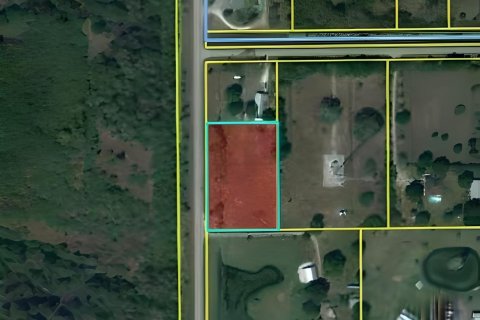 Land in Clewiston, Florida № 1050197 - photo 1