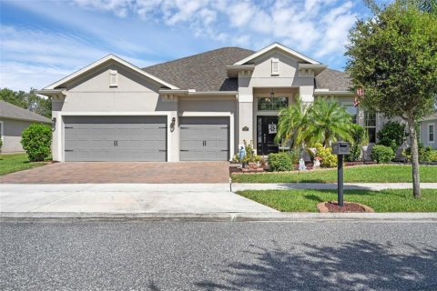 Villa ou maison à vendre à Groveland, Floride: 4 chambres, 239.32 m2 № 1849944 - photo 1