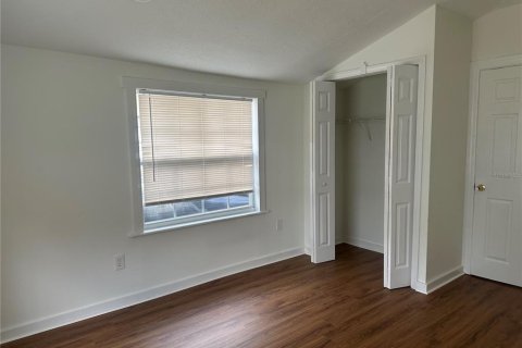 Casa en venta en Tampa, Florida, 4 dormitorios, 103.59 m2 № 1919887 - foto 19