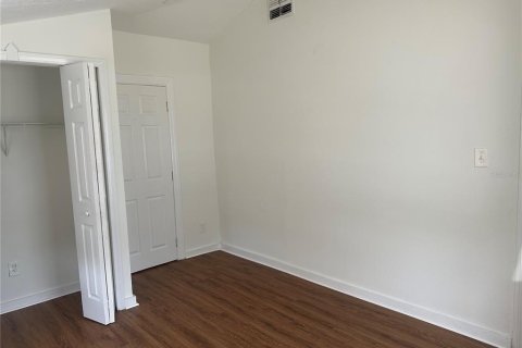Casa en venta en Tampa, Florida, 4 dormitorios, 103.59 m2 № 1919887 - foto 20