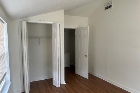 Casa en venta en Tampa, Florida, 4 dormitorios, 103.59 m2 № 1919887 - foto 23