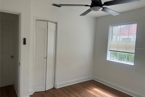 Casa en venta en Tampa, Florida, 4 dormitorios, 103.59 m2 № 1919887 - foto 30
