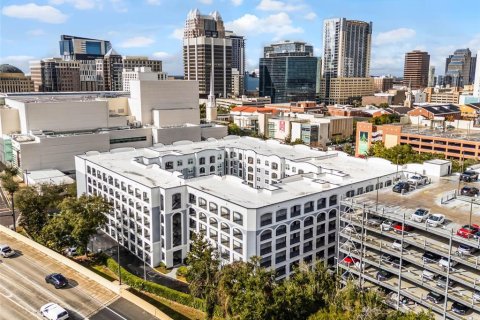 Condominio en Orlando, Florida, 1 dormitorio № 2103496