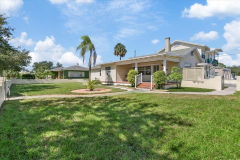 House in Saint Petersburg, Florida 2 bedrooms, 83.61 sq.m. № 2227984 - photo 27