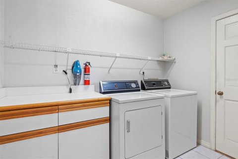 Villa ou maison à vendre à Haines City, Floride: 3 chambres, 193.33 m2 № 1524747 - photo 12