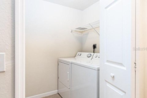 Condo in Jacksonville, Florida, 2 bedrooms  № 1689590 - photo 17