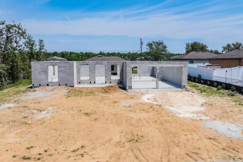Casa en venta en Brooksville, Florida, 3 dormitorios, 150.59 m2 № 1758282 - foto 12