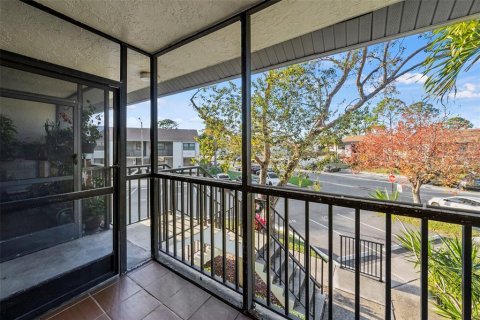 Copropriété à vendre à Clearwater, Floride: 2 chambres, 98.48 m2 № 2204483 - photo 3
