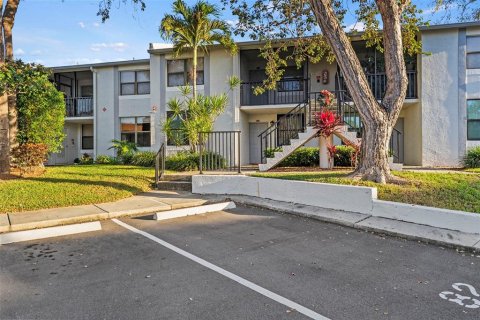 Copropriété à vendre à Clearwater, Floride: 2 chambres, 98.48 m2 № 2204483 - photo 21