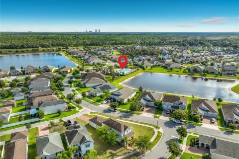 House in Orlando, Florida 3 bedrooms, 171.96 sq.m. № 2202504 - photo 7