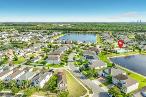 House in Orlando, Florida 3 bedrooms, 171.96 sq.m. № 2202504 - photo 8