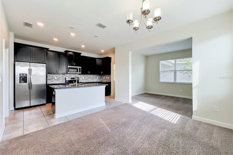 House in Orlando, Florida 3 bedrooms, 171.96 sq.m. № 2202504 - photo 19