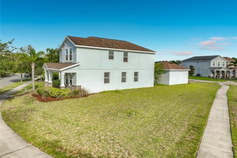 House in Orlando, Florida 3 bedrooms, 171.96 sq.m. № 2202504 - photo 6