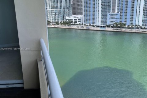 Condominio en alquiler en Miami, Florida, 1 dormitorio, 133.78 m2 № 2074959 - foto 15