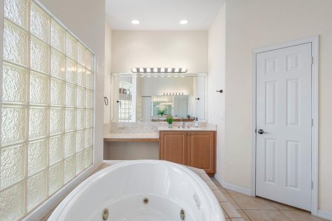 Casa en venta en Loxahatchee Groves, Florida, 4 dormitorios, 309.92 m2 № 940934 - foto 1