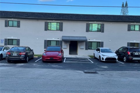 Condo à Davie, Floride, 2 chambres  № 1996901