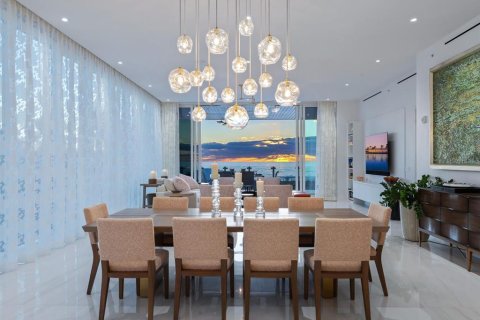 Condominio en venta en Longboat Key, Florida, 4 dormitorios, 370.59 m2 № 1442286 - foto 9