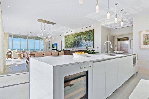 Condominio en venta en Longboat Key, Florida, 4 dormitorios, 370.59 m2 № 1442286 - foto 25