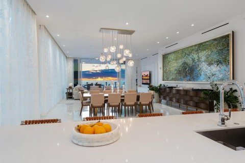 Condominio en venta en Longboat Key, Florida, 4 dormitorios, 370.59 m2 № 1442286 - foto 7