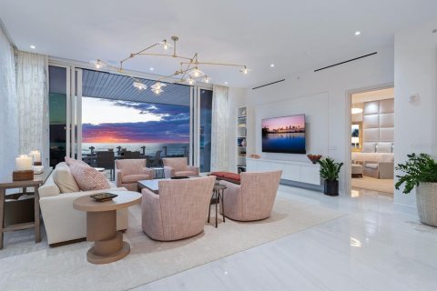 Condominio en venta en Longboat Key, Florida, 4 dormitorios, 370.59 m2 № 1442286 - foto 10