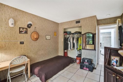 Condominio en venta en Miami, Florida, 3 dormitorios, 115.2 m2 № 1809383 - foto 15