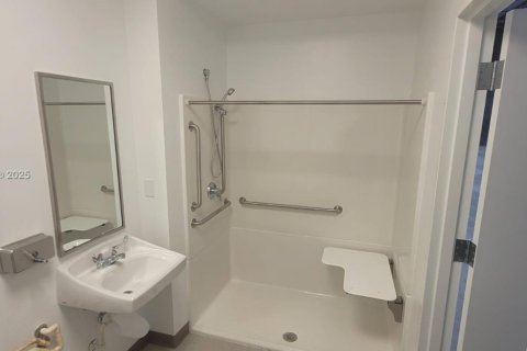 Immobilier commercial à vendre à Homestead, Floride № 1985060 - photo 8