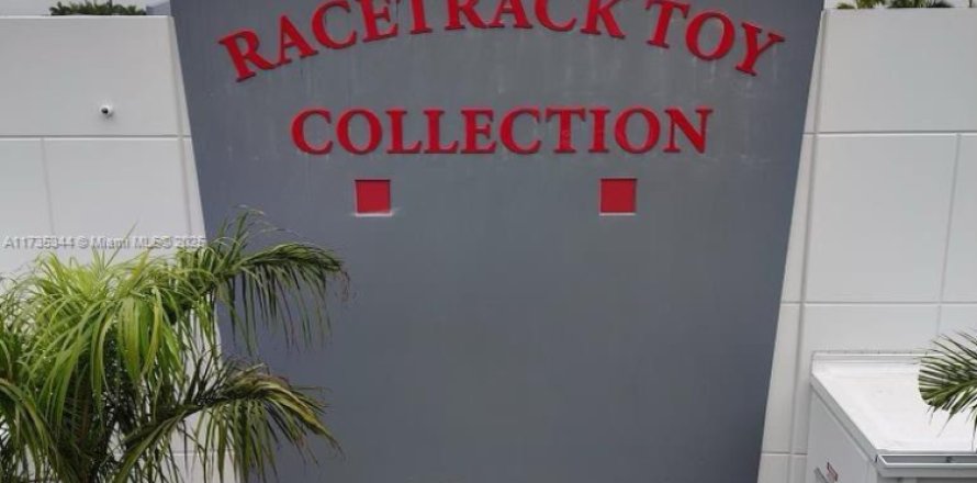 Immobilier commercial à Homestead, Floride № 1985060