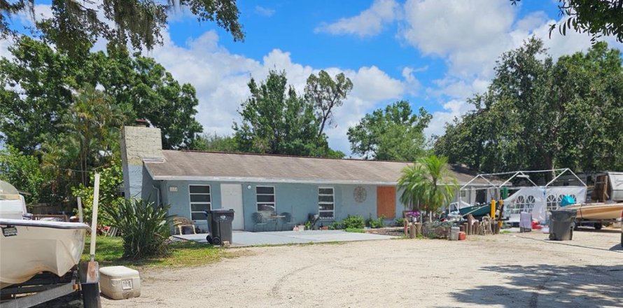 Villa ou maison à Ruskin, Floride 4 chambres, 182.83 m2 № 1749467