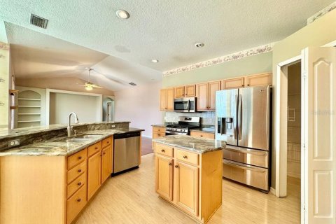 Villa ou maison à louer à Tampa, Floride: 4 chambres, 234.02 m2 № 1791205 - photo 18