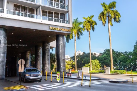 Condominio en venta en Miami, Florida, 1 dormitorio, 81.94 m2 № 2003022 - foto 29