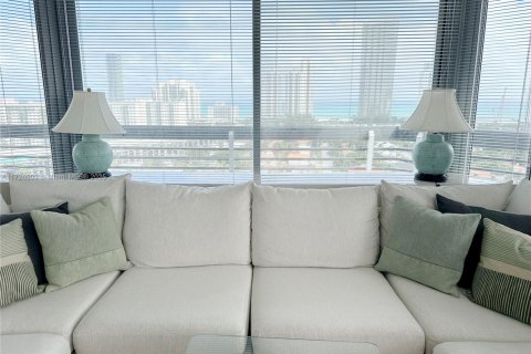 Condominio en alquiler en Aventura, Florida, 3 dormitorios, 157.38 m2 № 2035531 - foto 17