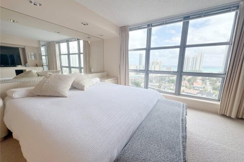 Condominio en alquiler en Aventura, Florida, 3 dormitorios, 157.38 m2 № 2035531 - foto 29