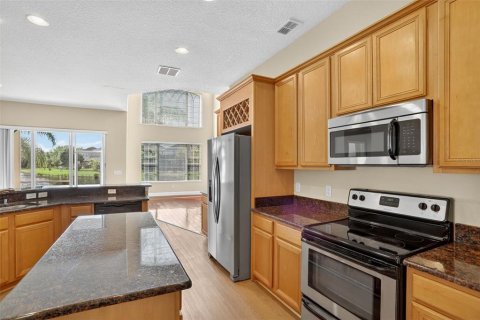 House in Orlando, Florida 4 bedrooms, 264.59 sq.m. № 1858459 - photo 11