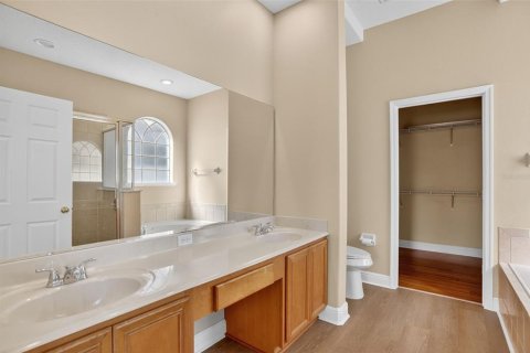 House in Orlando, Florida 4 bedrooms, 264.59 sq.m. № 1858459 - photo 23