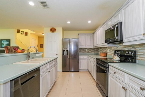 Townhouse in Vero Beach, Florida 3 bedrooms, 162.58 sq.m. № 2088070 - photo 14