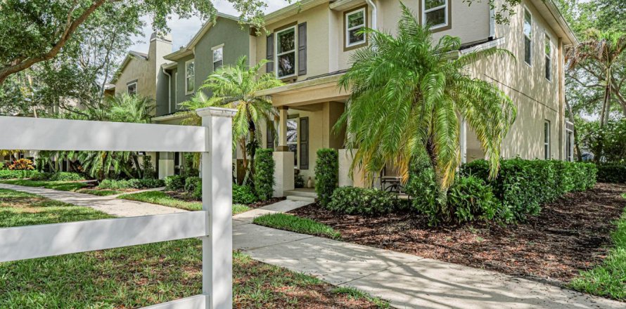 Townhouse in Vero Beach, Florida 3 bedrooms, 162.58 sq.m. № 2088070