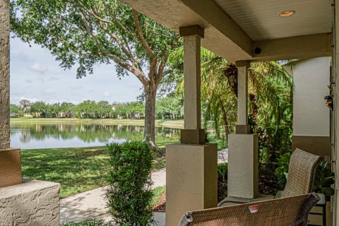 Townhouse in Vero Beach, Florida 3 bedrooms, 162.58 sq.m. № 2088070 - photo 6