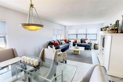 Condominio en alquiler en Clearwater, Florida, 2 dormitorios, 103.21 m2 № 2213863 - foto 16