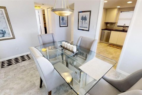 Condominio en alquiler en Clearwater, Florida, 2 dormitorios, 103.21 m2 № 2213863 - foto 8