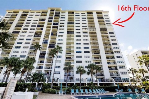 Condominio en alquiler en Clearwater, Florida, 2 dormitorios, 103.21 m2 № 2213863 - foto 4