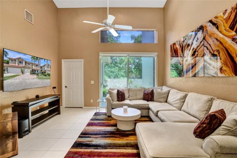 Adosado en venta en Coral Springs, Florida, 3 dormitorios, 149.2 m2 № 1834290 - foto 16