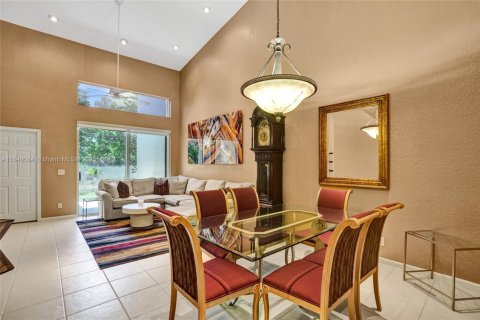 Adosado en venta en Coral Springs, Florida, 3 dormitorios, 149.2 m2 № 1834290 - foto 10