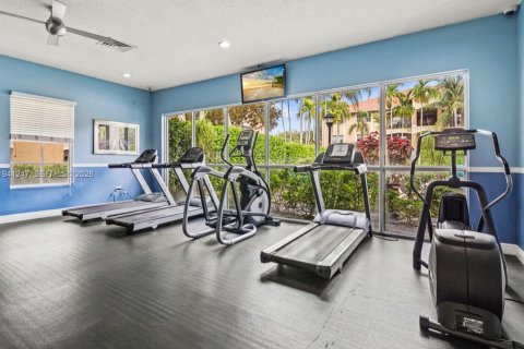 Condo in Pembroke Pines, Florida, 2 bedrooms  № 1998394 - photo 23